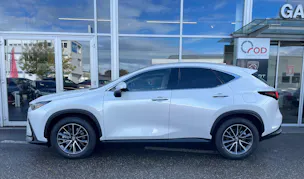 Lexus NX 450h+ E-FOUR Comfort