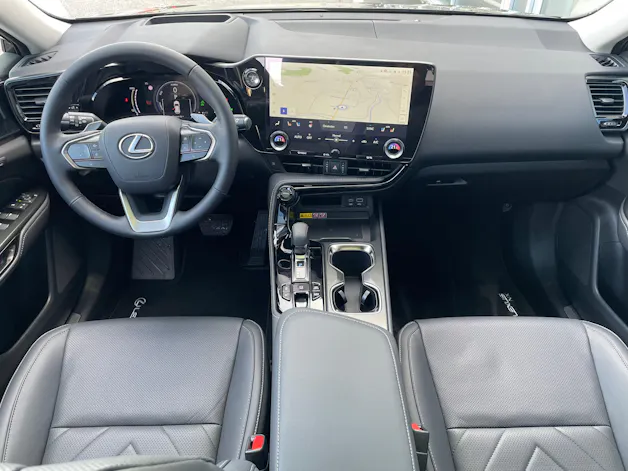 Lexus NX 450h+ E-FOUR Comfort