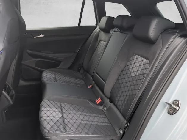 VW Golf Variant 2.0 TSI R-Line DSG 4 Motion
