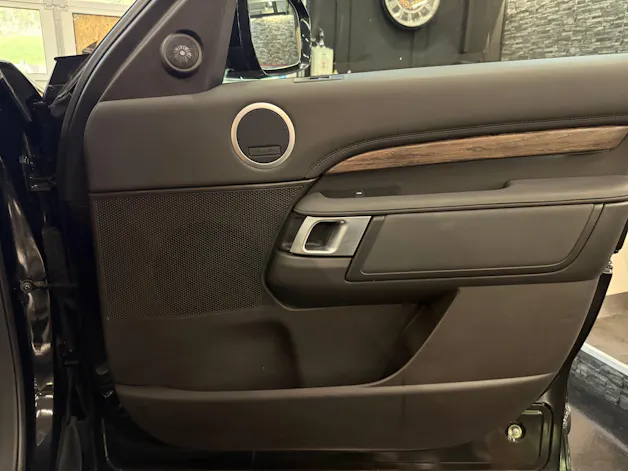 Land Rover Discovery 2.0 SD4 HSE Automatic