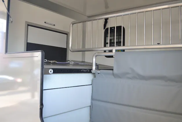 Peugeot Pferdetransport MSG Superlight Plus