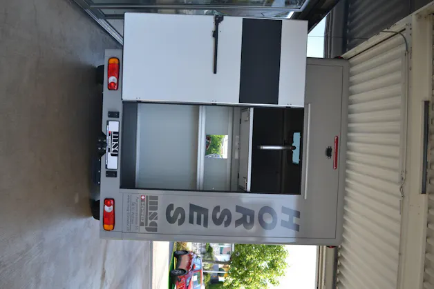 Peugeot Pferdetransport MSG Superlight Plus