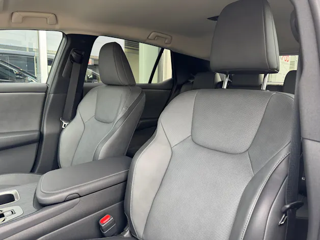 Lexus RZ 300e 71,4 KW Comfort