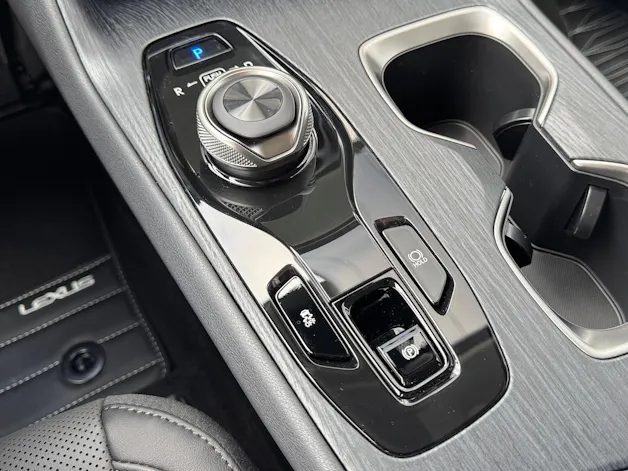 Lexus RZ 300e 71,4 KW Comfort
