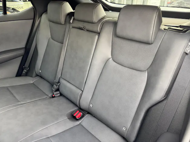 Lexus RZ 300e 71,4 KW Comfort