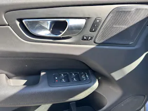 Volvo XC60 T8 eAWD Inscription Expression Geartronic