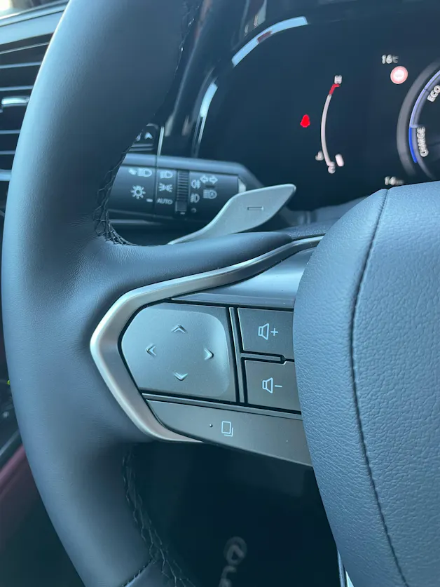 Lexus NX 350h E-FOUR Comfort