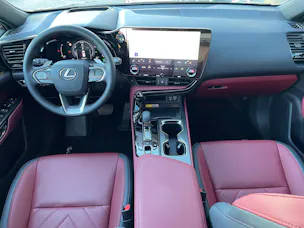 Lexus NX 350h E-FOUR Comfort
