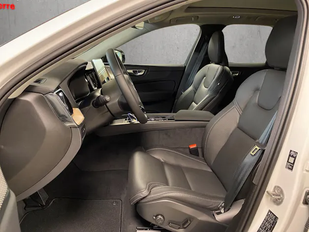 Volvo XC60 T8 eAWD PluginHybrid Ultra Dark Geartronic