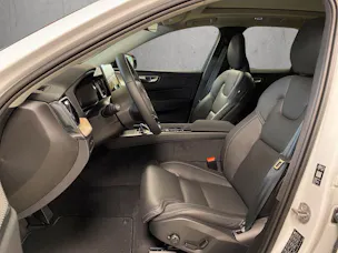 VOLVO XC60 T8 eAWD PluginHybrid Ultra Dark Geartronic