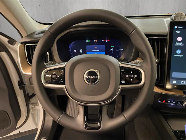VOLVO XC60 T8 eAWD PluginHybrid Ultra Dark Geartronic