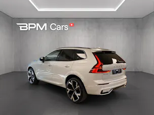VOLVO XC60 T8 eAWD PluginHybrid Ultra Dark Geartronic