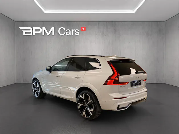 VOLVO XC60 T8 eAWD PluginHybrid Ultra Dark Geartronic