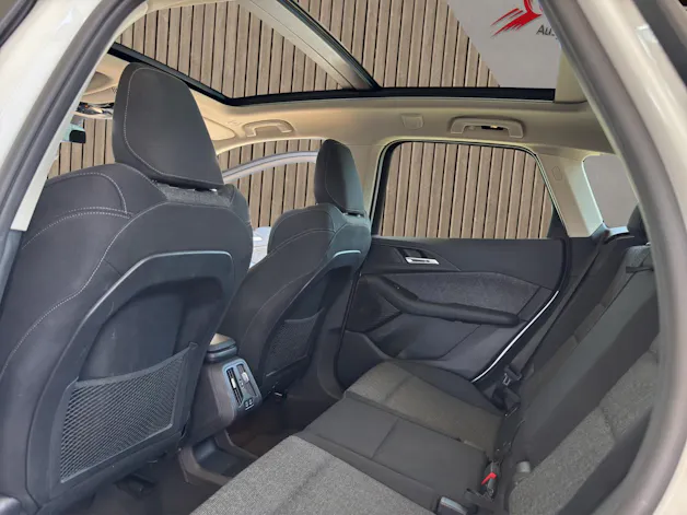 BMW 223d Active Tourer xDrive Luxury line DKG