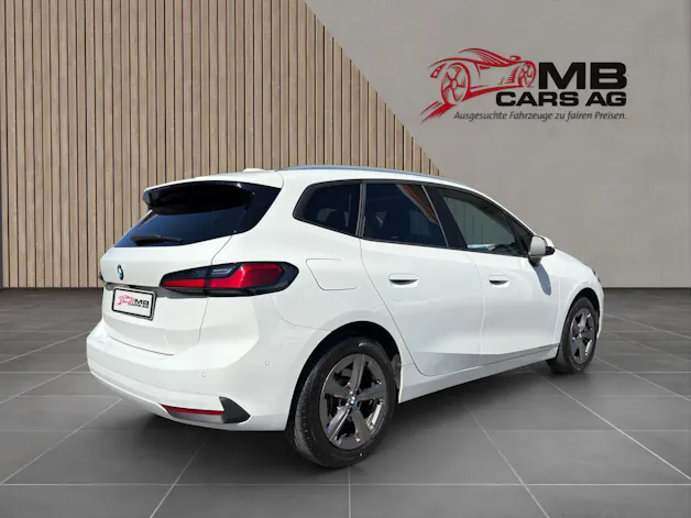 BMW 223d Active Tourer xDrive Luxury line DKG