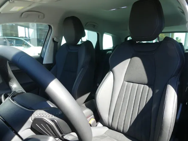 Škoda Karoq 1.5 TSI Dynamic DSG