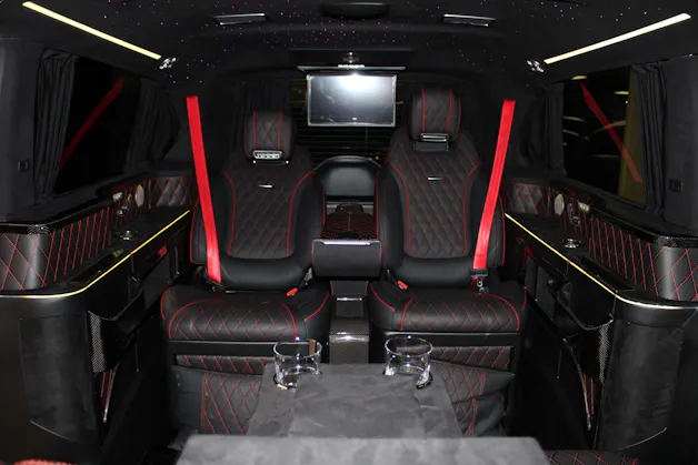 Mercedes-Benz V 300 d extralang Avantgarde 4Matic 9G-Tronic