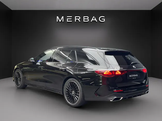 Mercedes-Benz E 300 de 4MATIC T-Modell mit EQ Hybrid 9G-Tronic
