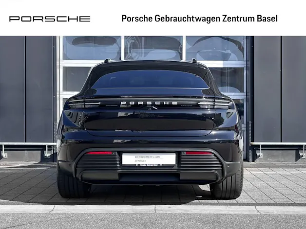 Porsche Macan 4