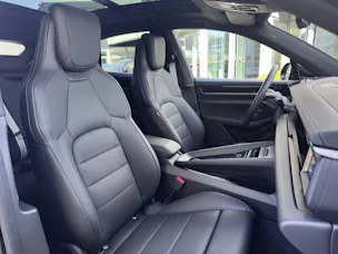 Porsche Macan 4