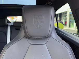 Porsche Macan 4