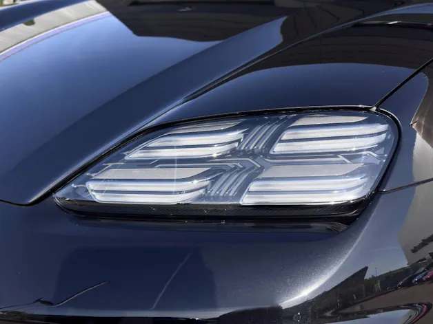 Porsche Macan 4
