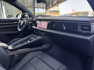 Porsche Macan 4