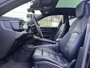 Porsche Macan 4