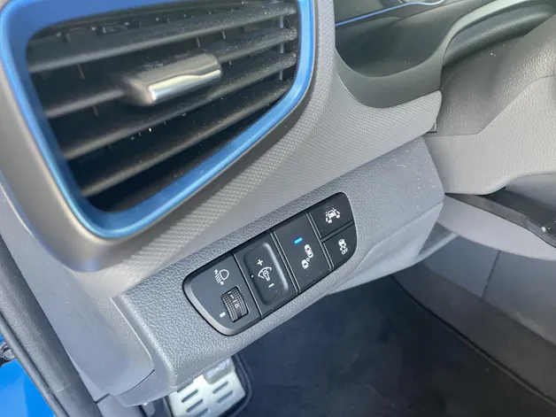 Hyundai Ioniq 1.6 GDi Launch Plus