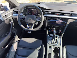 VW Arteon Shooting Brake 2.0 TSI R DSG 4m