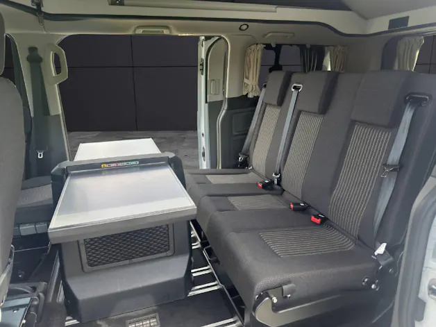 Ford Tourneo Custom 320 L1 2.0 TDCi 185 Sport