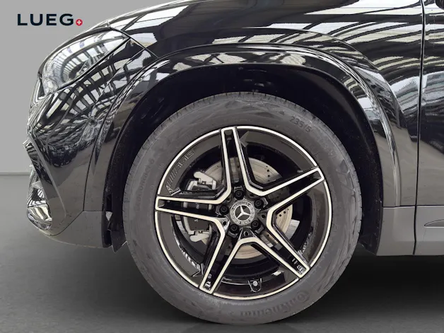 Mercedes-Benz GLA 200 - AMG / DISTRONIC / 360 Grad Kamera / Soundsystem