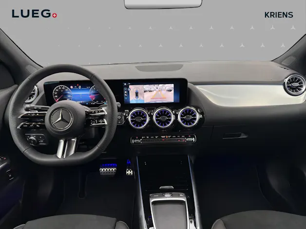 Mercedes-Benz GLA 200 - AMG / DISTRONIC / 360 Grad Kamera / Soundsystem