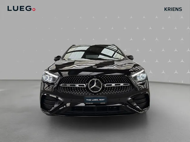 Mercedes-Benz GLA 200 - AMG / DISTRONIC / 360 Grad Kamera / Soundsystem