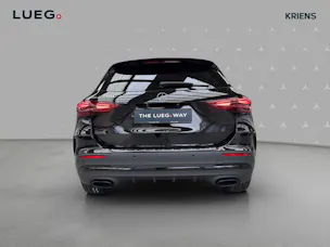 Mercedes-Benz GLA 200 - AMG / DISTRONIC / 360 Grad Kamera / Soundsystem