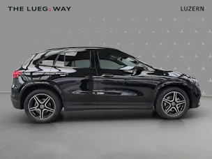 Mercedes-Benz GLA 200 - AMG / DISTRONIC / 360 Grad Kamera / Soundsystem