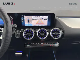 Mercedes-Benz GLA 200 - AMG / DISTRONIC / 360 Grad Kamera / Soundsystem