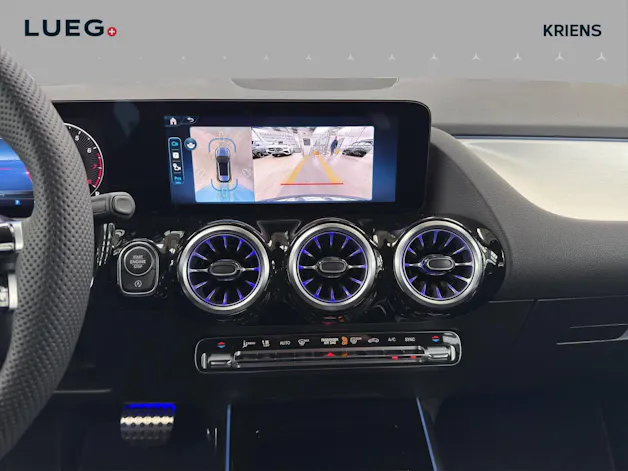 Mercedes-Benz GLA 200 - AMG / DISTRONIC / 360 Grad Kamera / Soundsystem