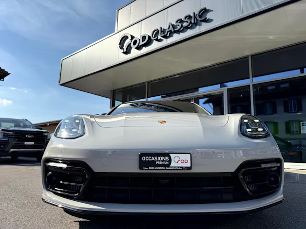Porsche Panamera 4 E-Hybrid Sport Turismo pack black Platinum Edition PDK