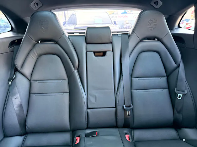 Porsche Panamera 4 E-Hybrid Sport Turismo pack black Platinum Edition PDK