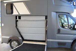 Peugeot Boxer 2.2 HDI 335 Pro L2