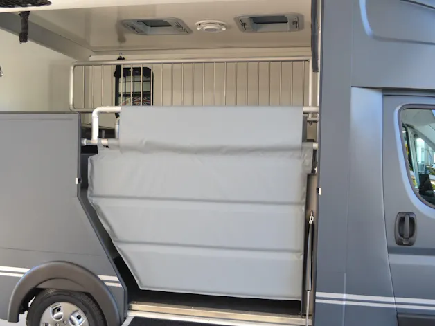 Peugeot Boxer 2.2 HDI 335 Pro L2