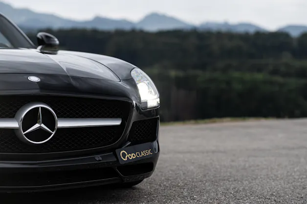 Mercedes-Benz SLS 63 AMG Speedshift
