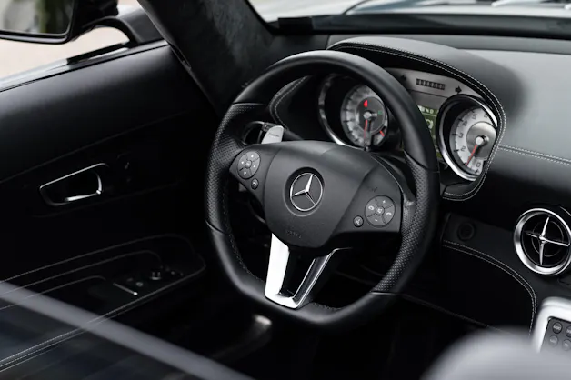 Mercedes-Benz SLS 63 AMG Speedshift