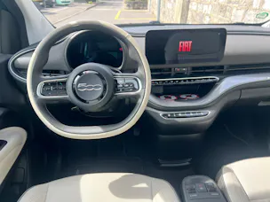 Fiat 500 electric 87 kW La Prima