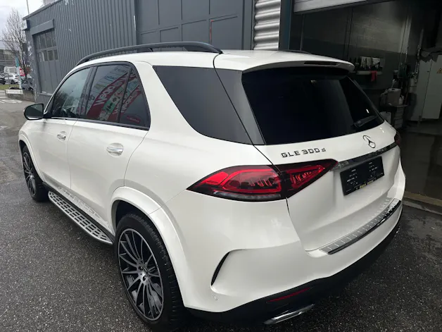Mercedes-Benz GLE 300 d 4Matic AMG Line 9G-Tronic