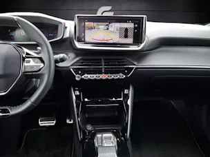 Peugeot 2008 NEW 1.2 145 MHEV GT