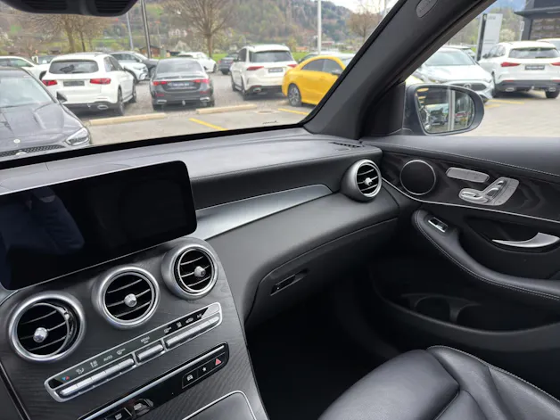 Mercedes-Benz GLC 220 d AMG Line 4Matic 9G-Tronic