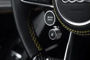 Audi R8 Coupé performance Jaune Vegas S-Tronic