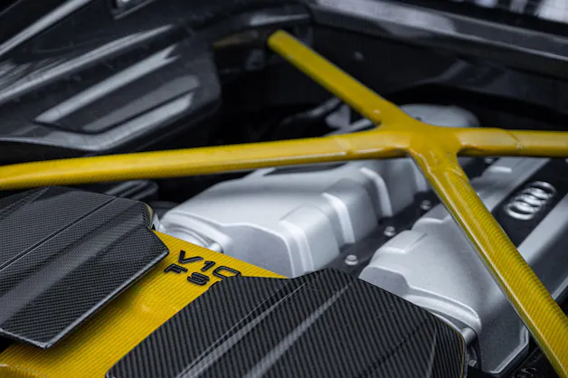 Audi R8 Coupé performance Jaune Vegas S-Tronic